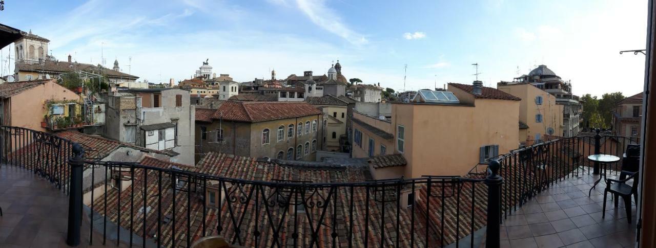 Bb Il Re Alla Reginella Guest House Roma Exterior foto